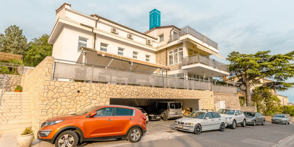 Hotel v Crikvenici s raňajkami: 5 min. od mora