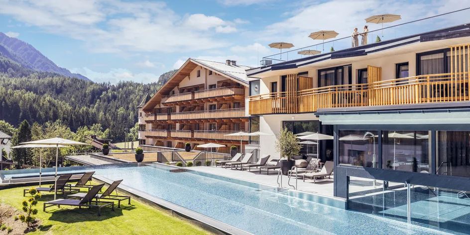 4* Tirolsko: polpenzia, wellness, lyžovanie v Hochoetz