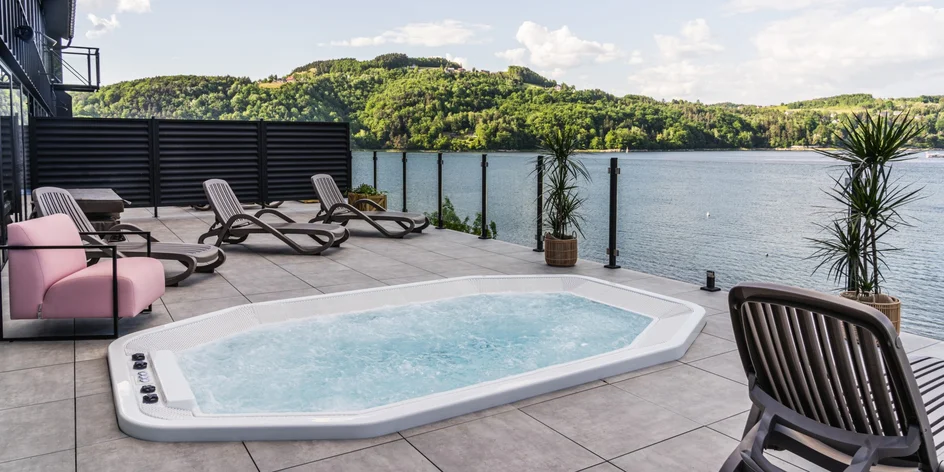 Rodinný SPA rezort na brehu Rožnovského jazera s wellness