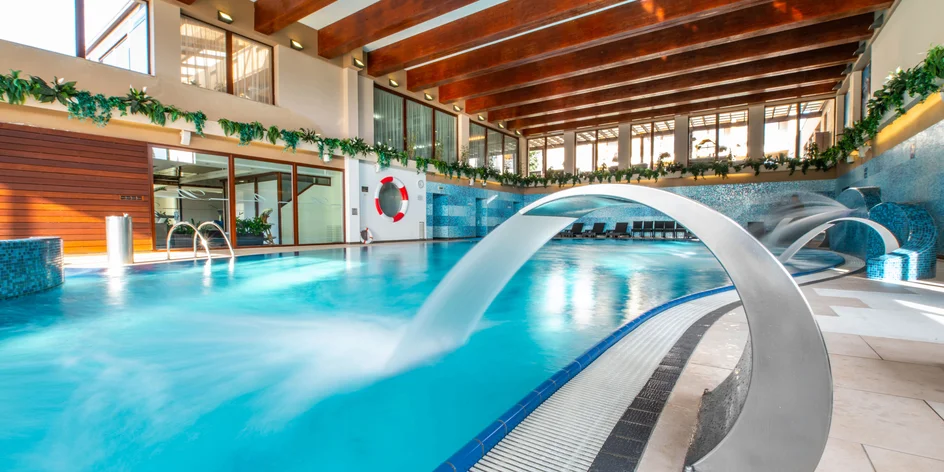 Celodenný relax balíček pre 1 alebo 2 osoby vo Wellness Hoteli Diplomat****