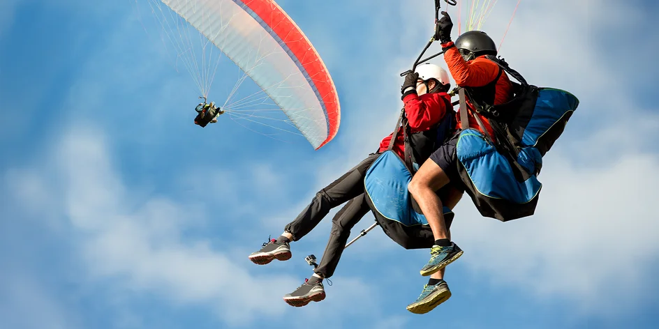 Tandemový paragliding s fotografiami a videozáznamom na západnom Slovensku
