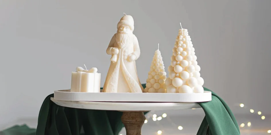 Sójové ručne vyrábané sviečky s vianočnými motívmi