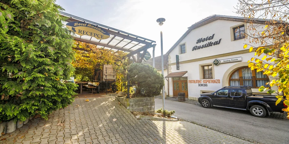 Pobyt v Hustopečiach: vinársky raj s cimbalom a chuťami Moravy