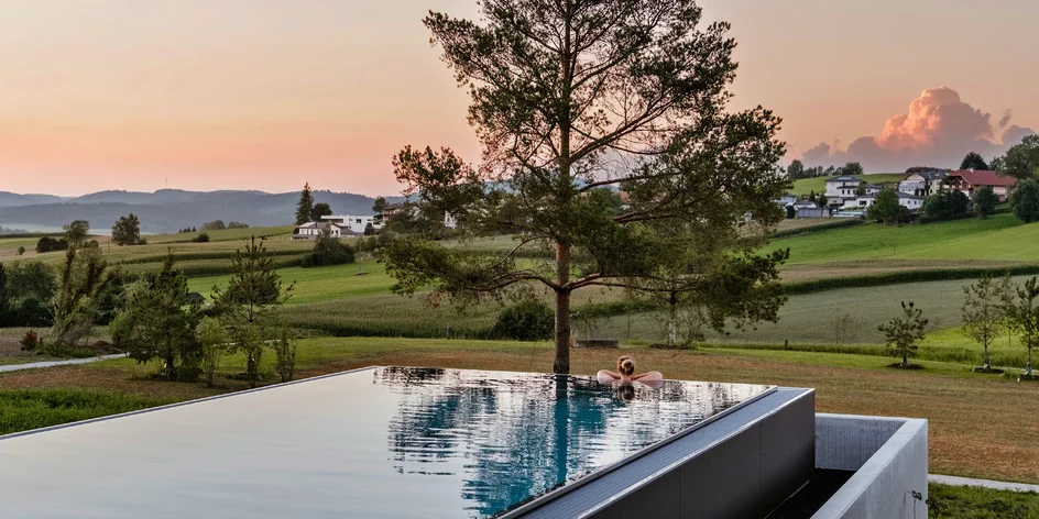 Luxusný hotel uprostred prírody, infinity bazén a wellness