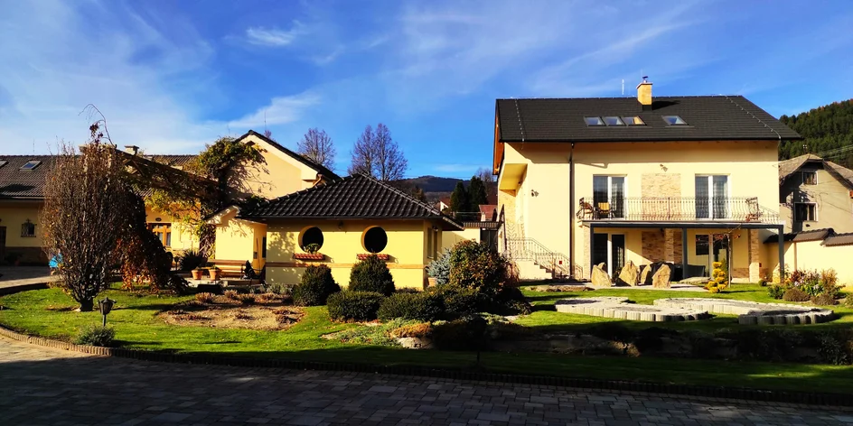 Apartmánové domčeky v Heľpe s polpenziou