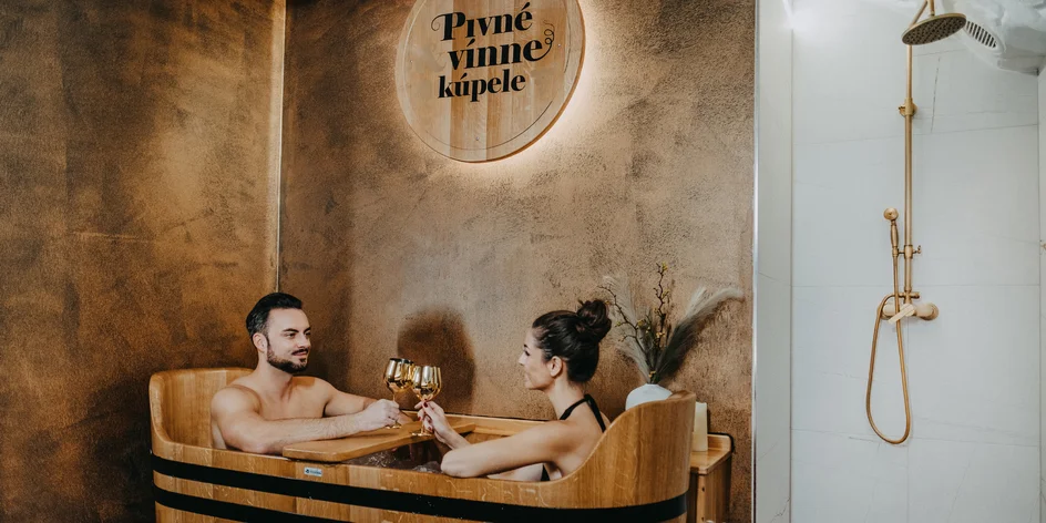 PRIVÁTNY pivný alebo vínny kúpeľ pre 2 osoby