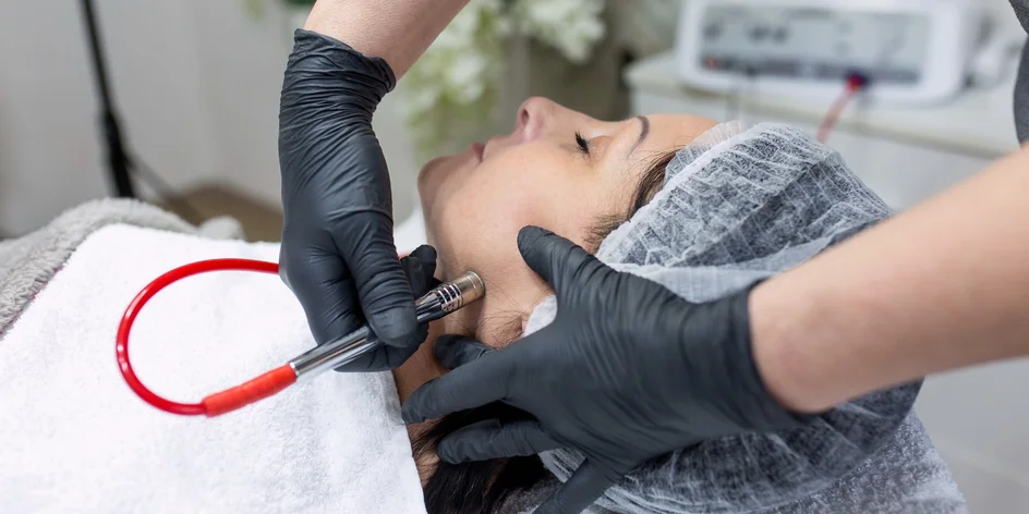 Dermabrázia, liftingová masáž či rádiofrekvencia s čistením pleti
