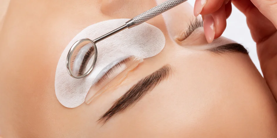 Pleťové ošetrenia alebo lash lift mihalníc