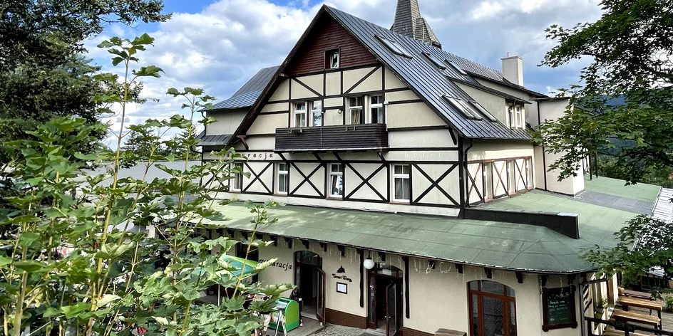 Poľské Krkonoše: hotel pri kostole Wang, jedlo aj wellness