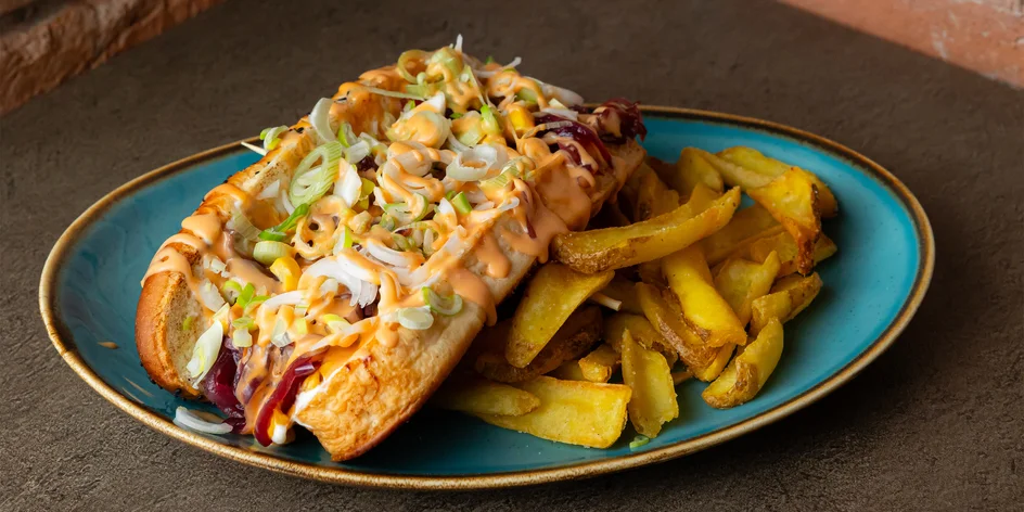 Naložený hot-dog, tortilla alebo burger aj s hranolčekmi