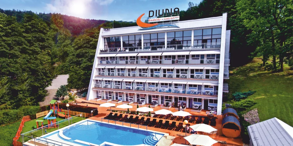 Hotel obklopený horami a lesmi: wellness aj polpenzia