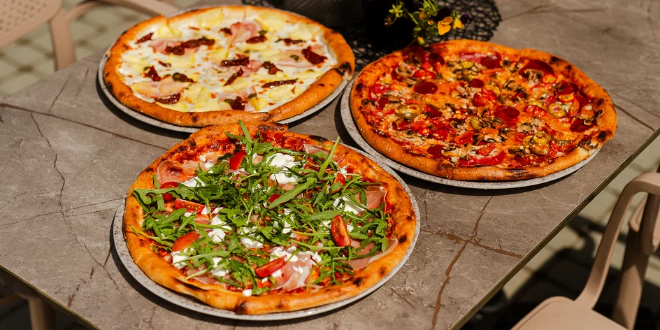 Pizza podľa vlastného výberu, na výber až z 12 druhov