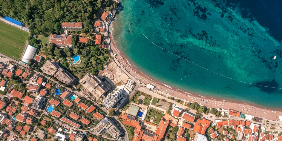 Dovolenka v Čiernej Hore: raňajky aj vonkajší bazén