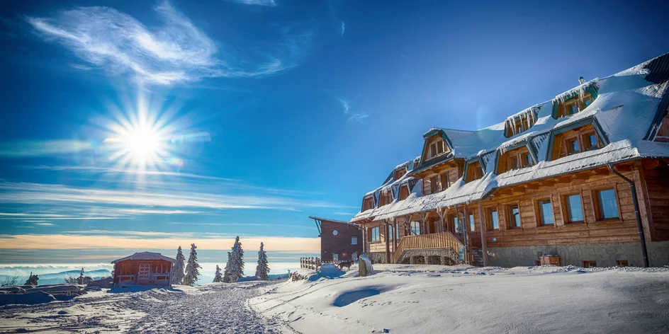 Pobyt priamo na vrchole Lysé hory s polpenziou