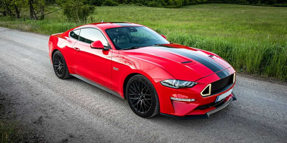 Nadupaná jazda v ikonickom FORD MUSTANG GT 5.0 V8