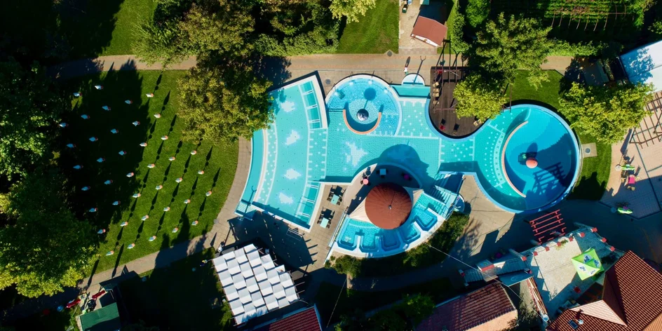 Wellness hotel s priamym prechodom do kúpeľov