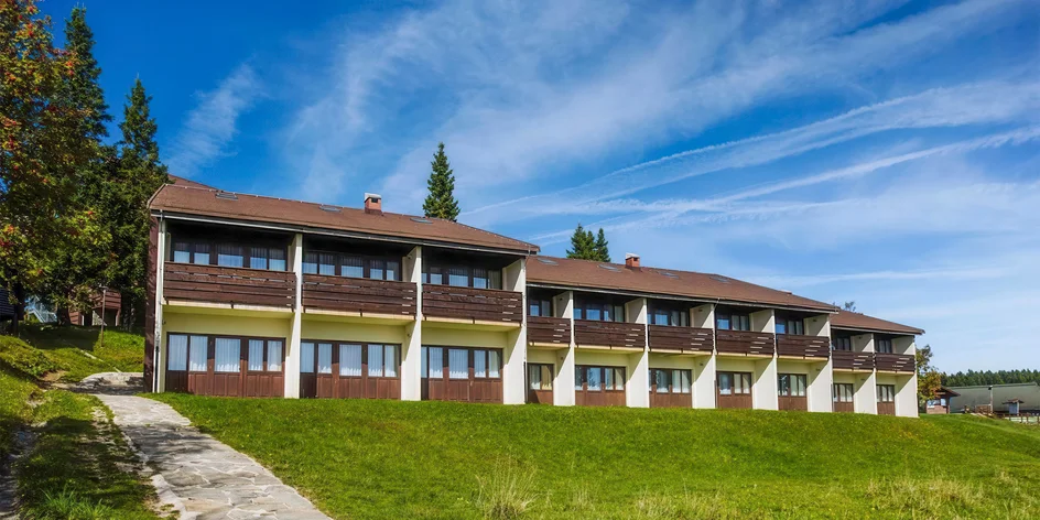 Slovinsko: 3* Hotel v Rogle s polpenziou a bazénom