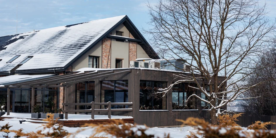 Útulný hotel pre milovníkov koní v blízkosti Krakova