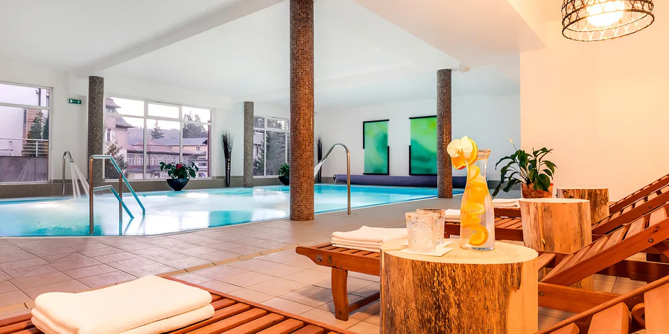 Moderný hotel v poľských Krkonošiach: jedlo, wellness