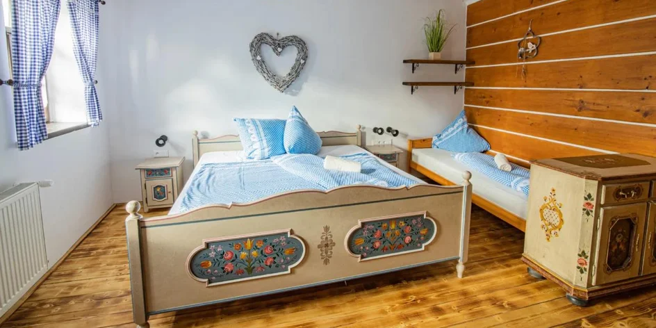 Pobyt v šumavskej zrubovej chate s raňajkami alebo polpenziou