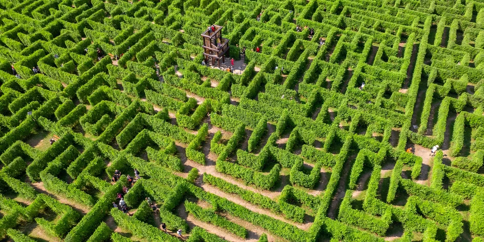 Úniková hra v Labyrinte Čertova skala neďaleko Ľubovnianskeho hradu (denná aj nočná verzia)