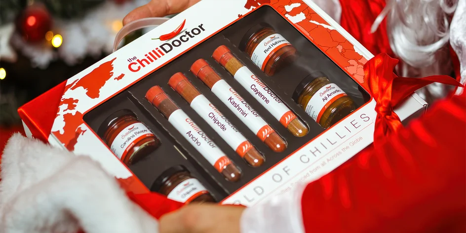 Horúce balíčky chilli práškov a pyré