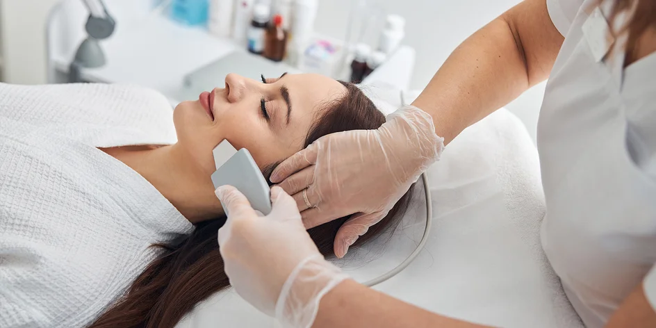 Ošetrenia LARENS: čistenie pleti či chemický peeling