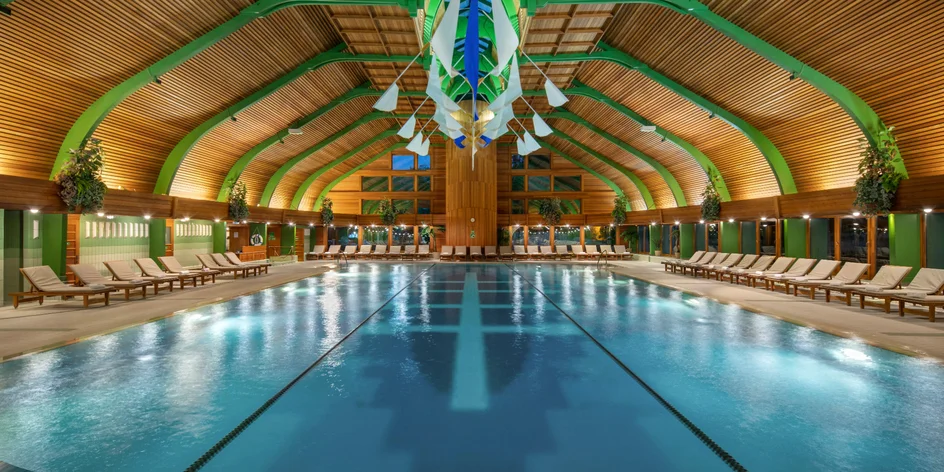 Wellness dovolenka so stravou, zážitkovými a termálnymi kúpeľmi