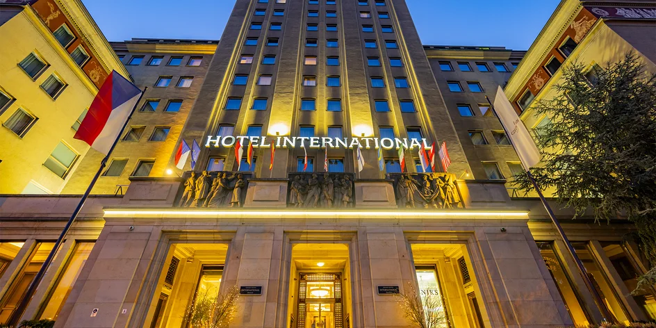 Legendárny hotel s raňajkami aj michelinskou večerou