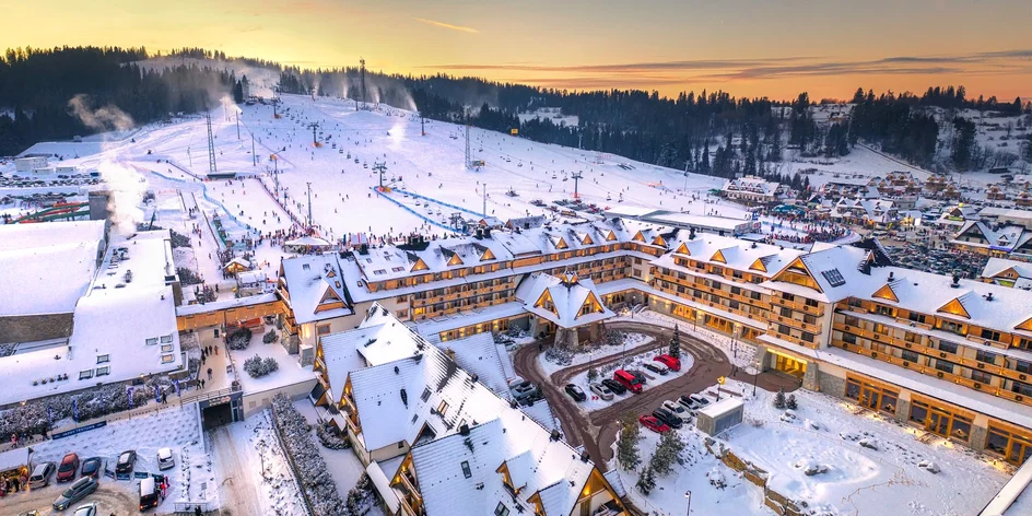 Pobyt s polpenziou a vstupom do aquaparku Terma Bania