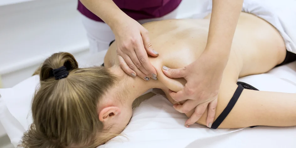 Klasická masáž, aj s rašelinovým zábalom či bankovaním