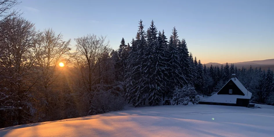 Bílá v Beskydoch: výlety, detský park aj privátna sauna