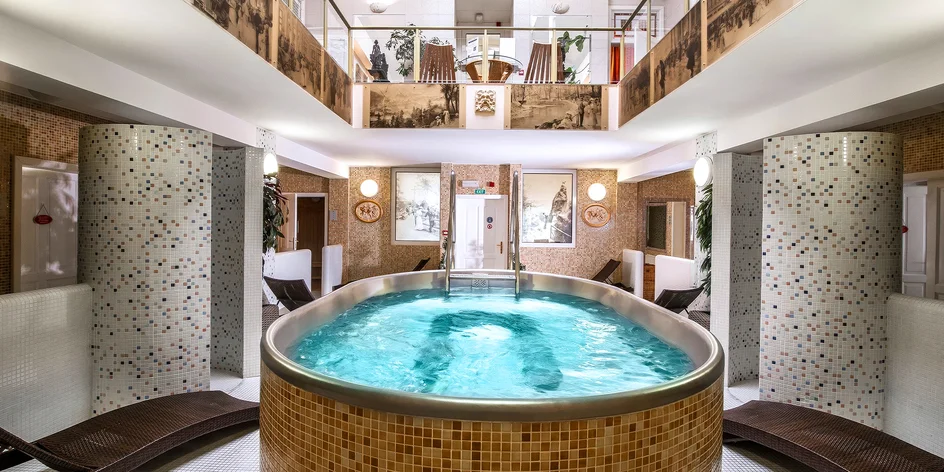 Karlove Vary: jedlo, neobmedzený wellness aj masáž