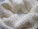 Pletený tunelový šál | Biela so zlatými flitrami
