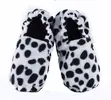 Nahrievacie papuče Warm Hug Feet (dalmatínový vzor)
