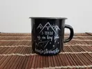 300 ml Krásny plechový hrnček Naše slovenské (S tebou až na kraj sveta - čierny)