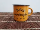 300 ml Krásny plechový hrnček Naše slovenské (Hory - žltý)