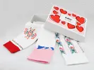 3 ks Balenie ponožiek Ponsh vyrobených na Slovensku (Zaľúbený box) | Veľkosť: 35-38 | Ľudovky + Folklórky + Tatranky