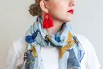 Elegantná dámska šatka | Svetlomodrý vzor