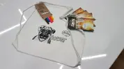 Vreckúško COLOR ME s potlačou + 5 ks fixiek | Biela
