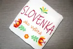 Froté osuška s výšivkou "Slovenka ako vyšitá" | Biela