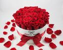 Valentínsky okrúhly box ruží / veľkosť M | Biela