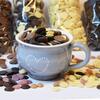 200 ml Ručne maľovaný hrnček so srdiečkom / sivý | Príchuť: Biela čokoláda