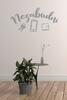 Vyrezávaná samolepka na stenu "Nezabudni" | Sivá