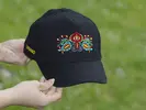 Bavlnená šiltovka so slovenskou výšivkou | Čierna / farebná výšivka