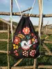 Vak na chrbát s ľudovým vzorom | Čierna / folk 2