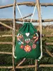 Vak na chrbát s ľudovým vzorom | Zelená / folk srdiečko