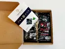 3-dielny Darčekový malý balíček prémiovej kávy z Benátok s horkou čokoládou: 1 x 250 g Zrnková káva Doge Rosso + 1 x 250 g Doge Nero + 1 x 70 g Horká čokoláda DP chocolate | Typ: Mäta