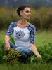 Dámske tričko slovenského výrobcu LucLac „Blue Ornamental“ | Veľkosť: XS | Biela / modrá