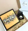 Gift box: Obraz + náhrdelník (čierny rám)